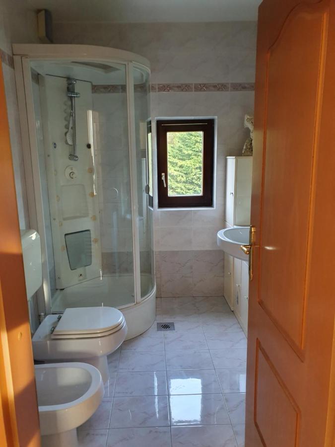 Apartma Aleksandra Ankaran Buitenkant foto